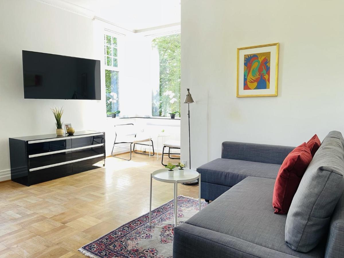 Aday - Aalborg Mansion - Open Bright Apartment With Garden 외부 사진