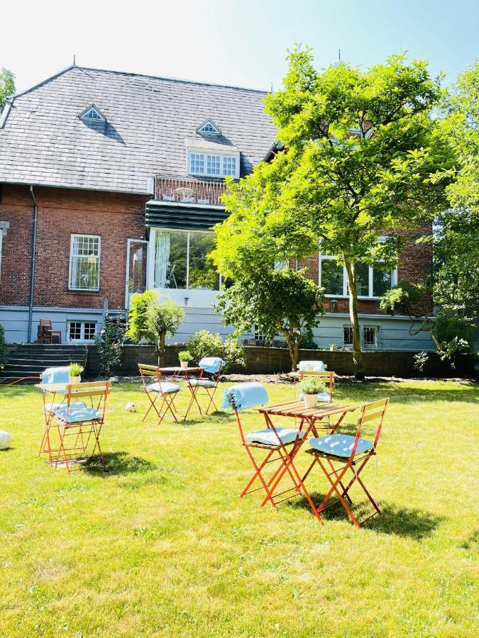 Aday - Aalborg Mansion - Open Bright Apartment With Garden 외부 사진